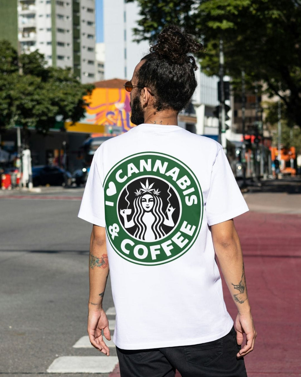 Cannabis & Coffee - Oversized T-Shirt
