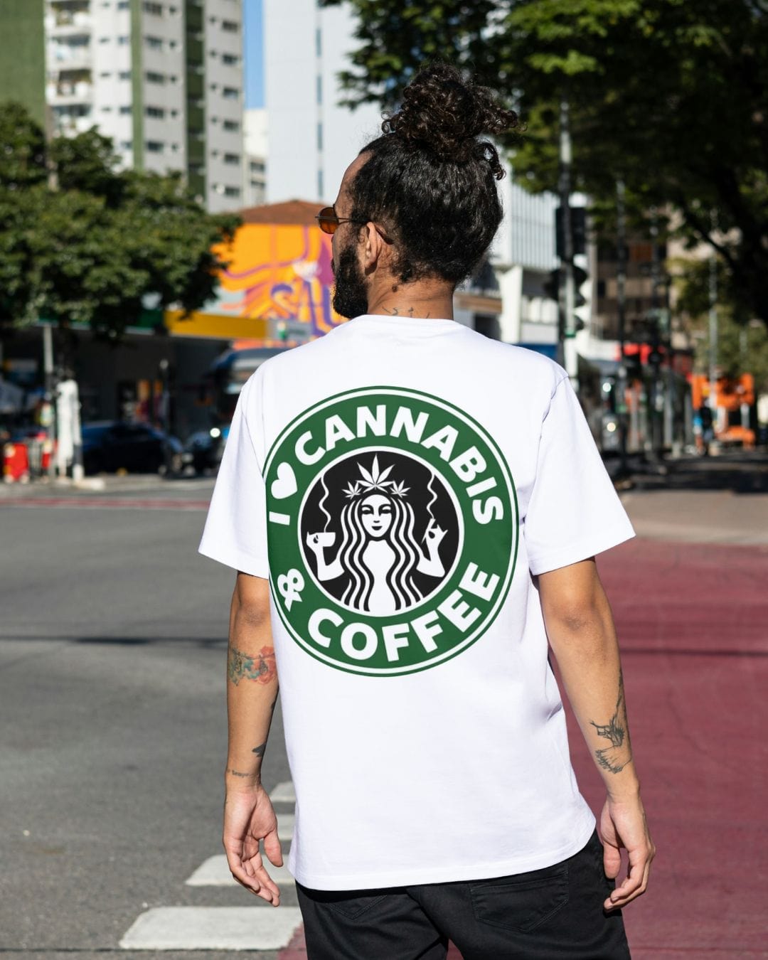 Cannabis & Coffee - Oversized T-Shirt